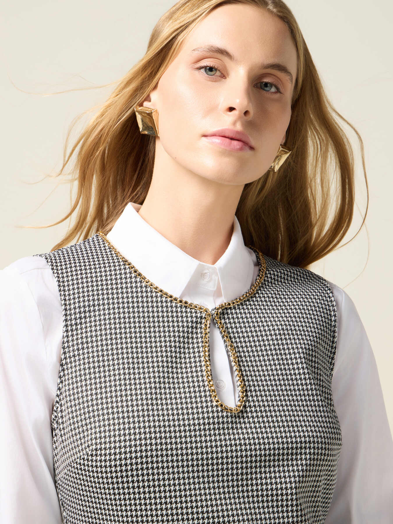 Houndstooth sheath dress image number 2