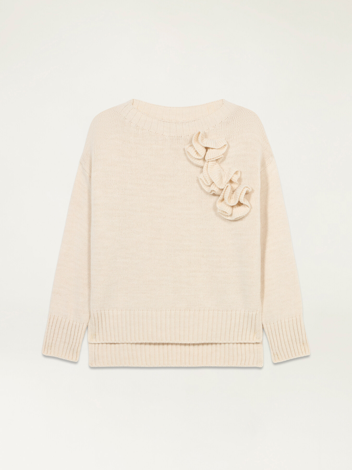 Jersey con flores aplicadas image number 4