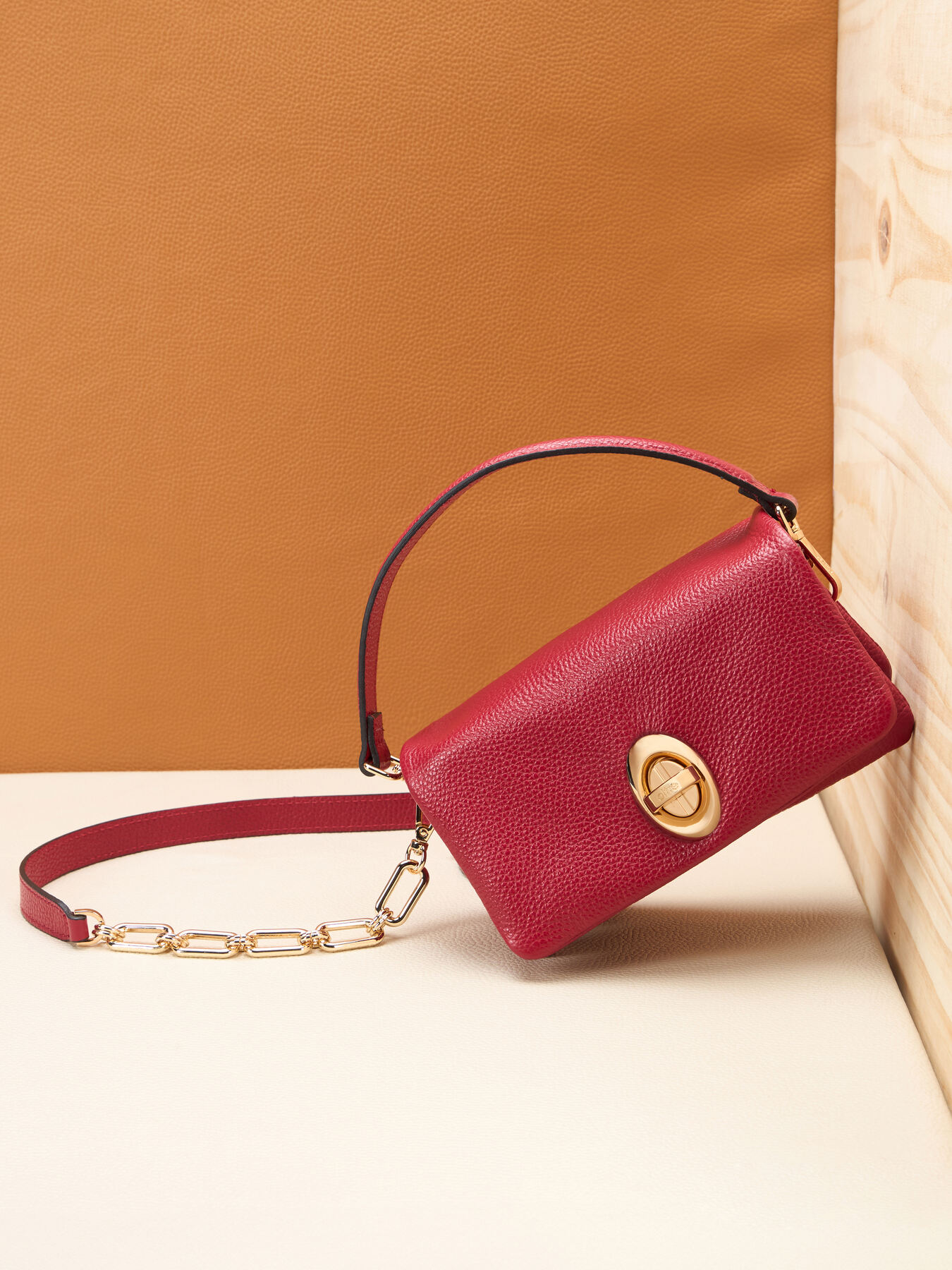 Crossbody-Tasche aus echtem Leder image number 1