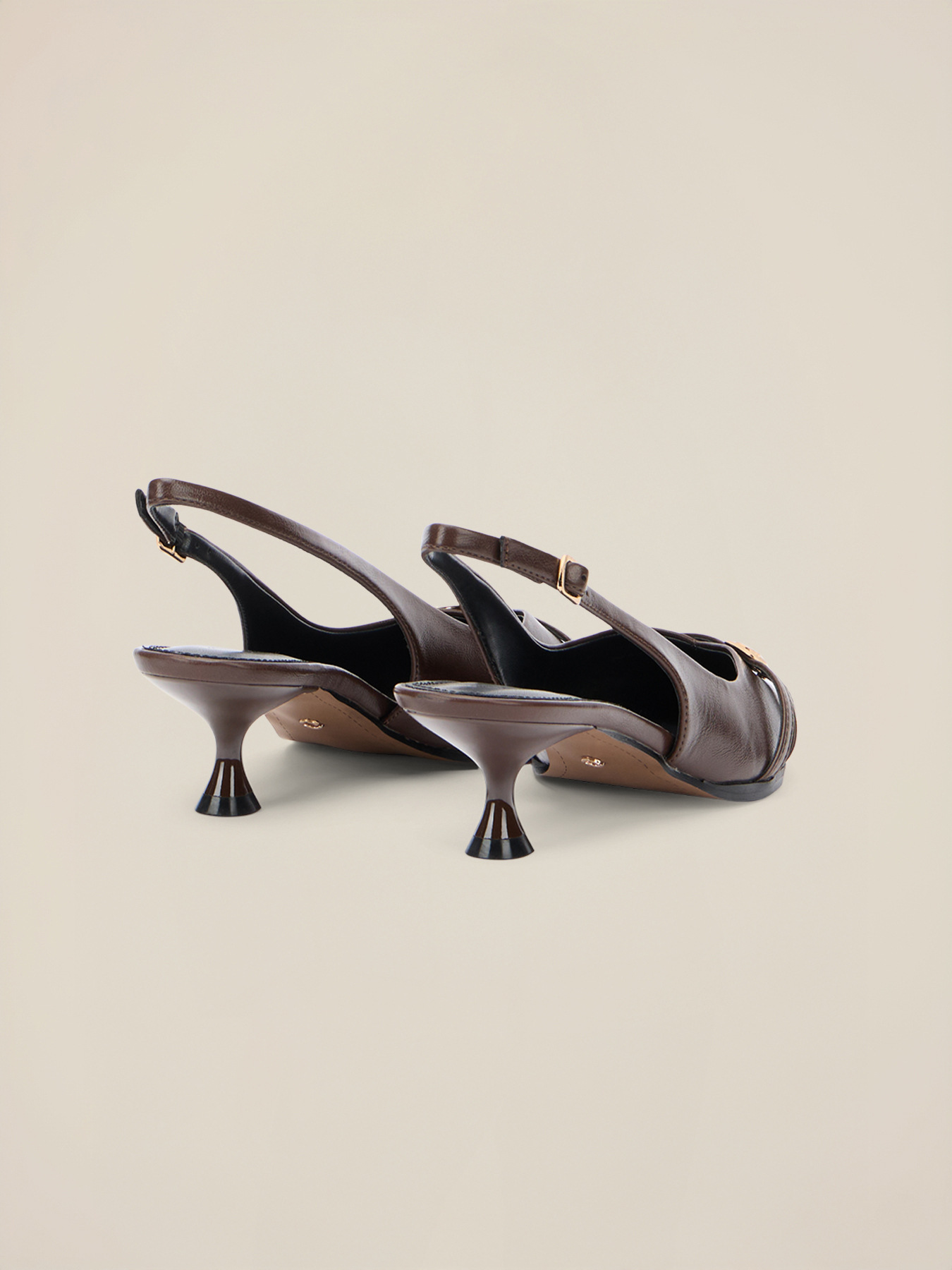 Escarpins slingback avec bout d&eacute;cor&eacute; image number 3