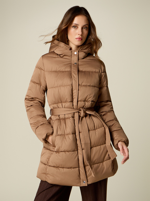 Mid-length puffer jacket with belt and hood