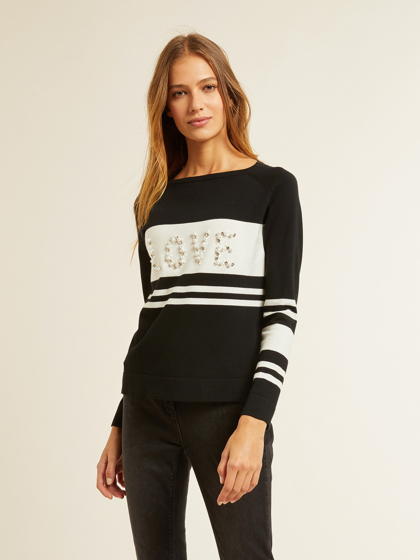 Zweifarbiger Pullover mit Steinen und Perlen image number 2