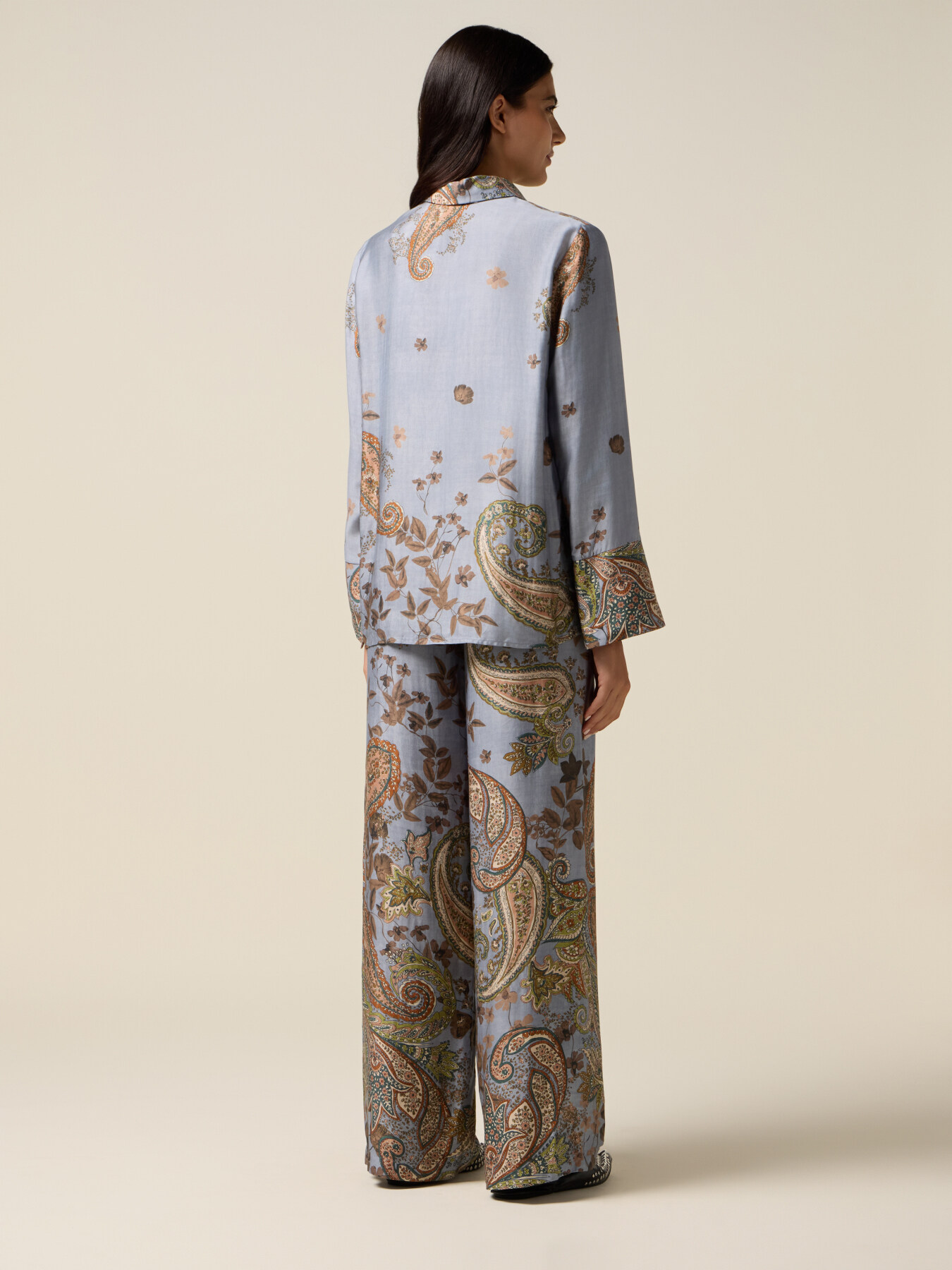 Camicia in raso fantasia image number 1