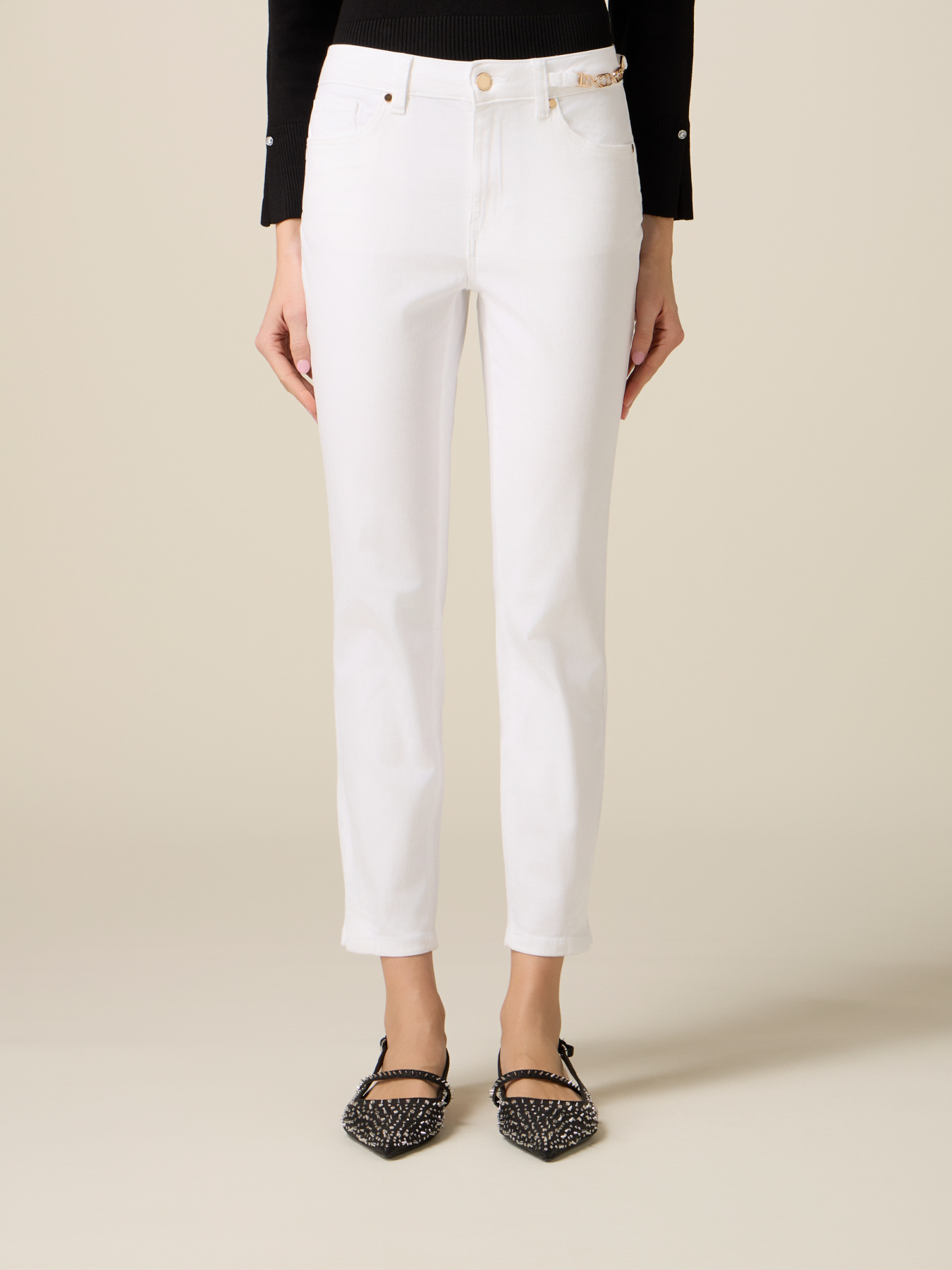 Pantalon skinny avec cha&icirc;ne m&eacute;tallique image number 3