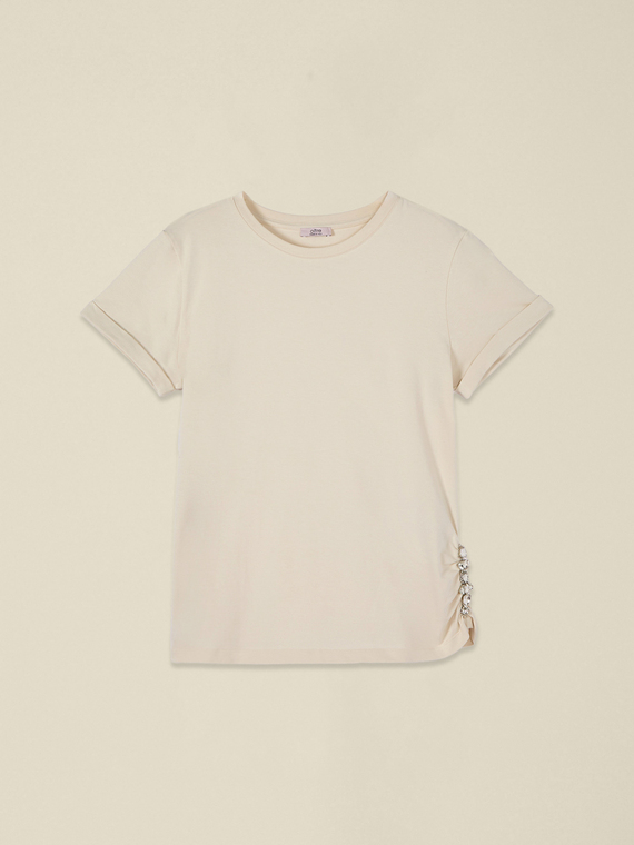 T-shirt with jewel detail