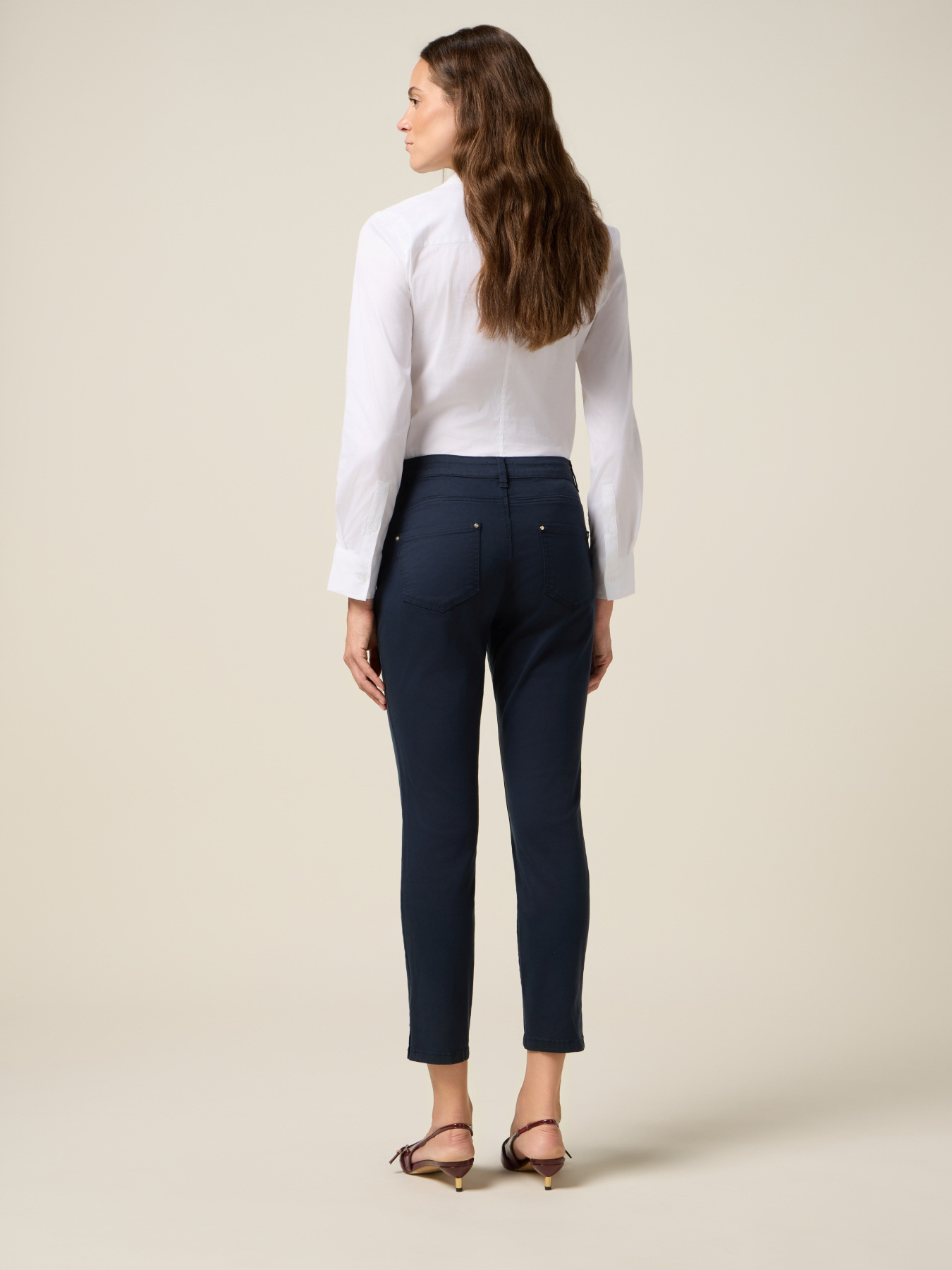 Pantaloni skinny din bumbac și tencel cu nasture bijuterie image number 1