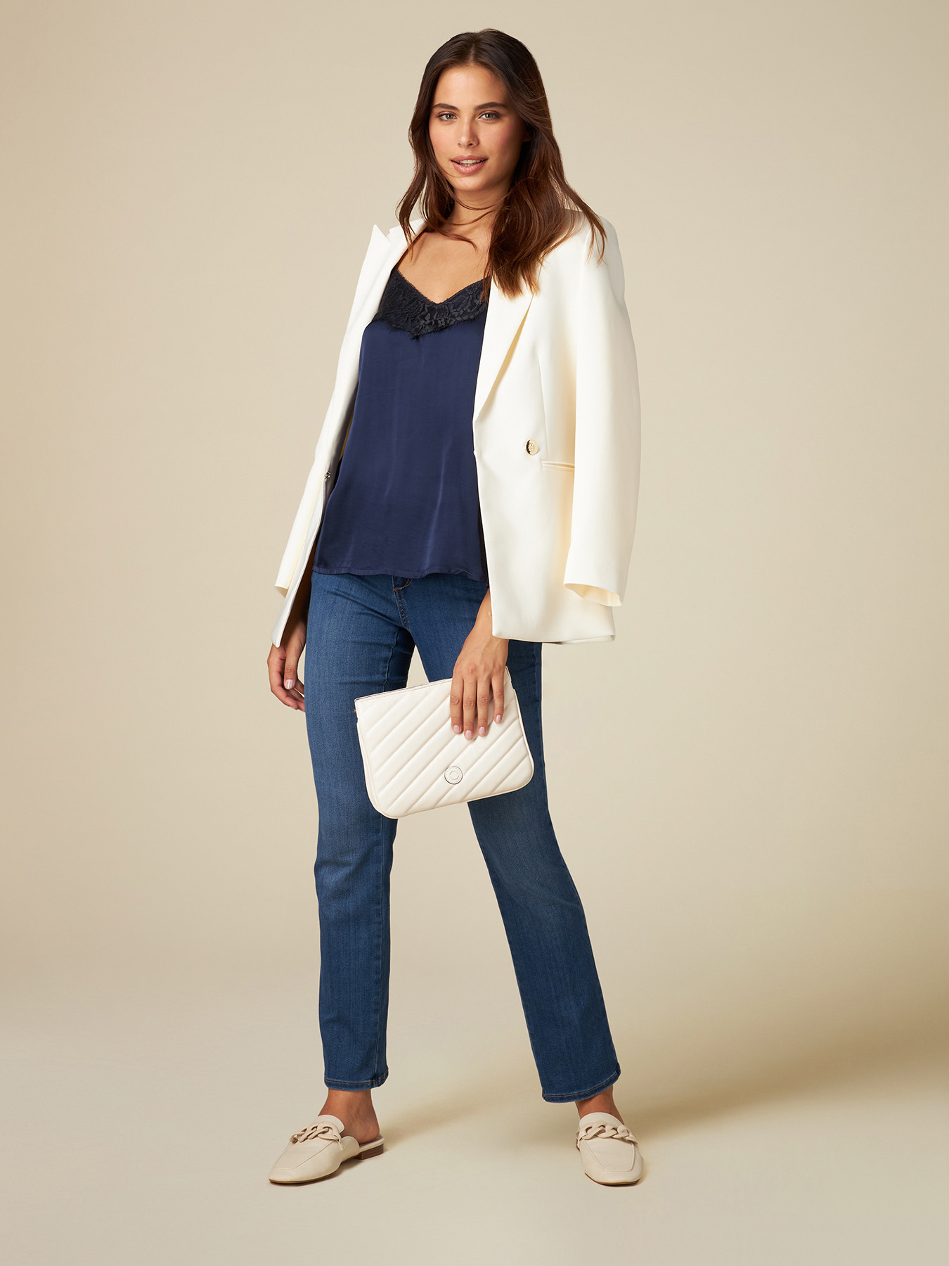 Top lencero en raso de viscosa image number 3