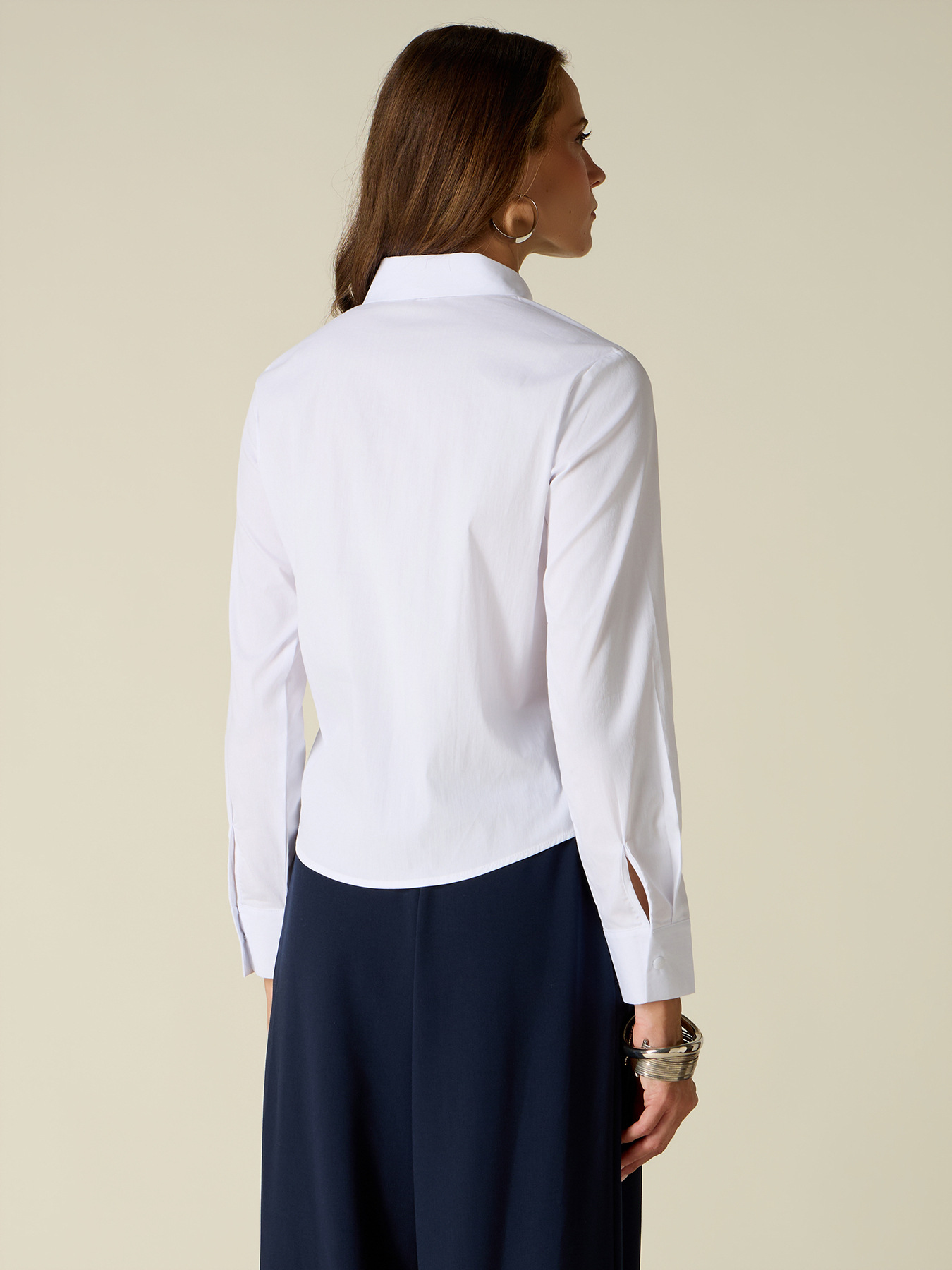 Cropped shirt with crystals image number 1