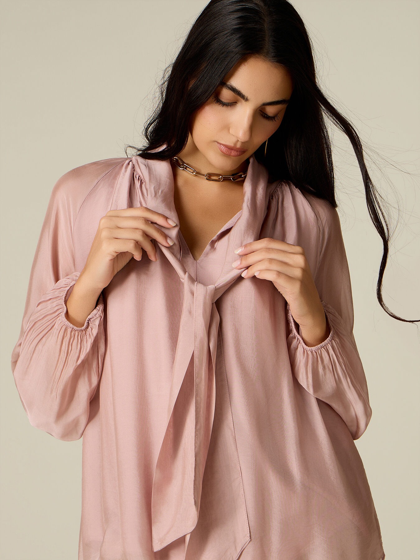 Bluse aus Seiden-Voile-Mix mit Schleife image number 2