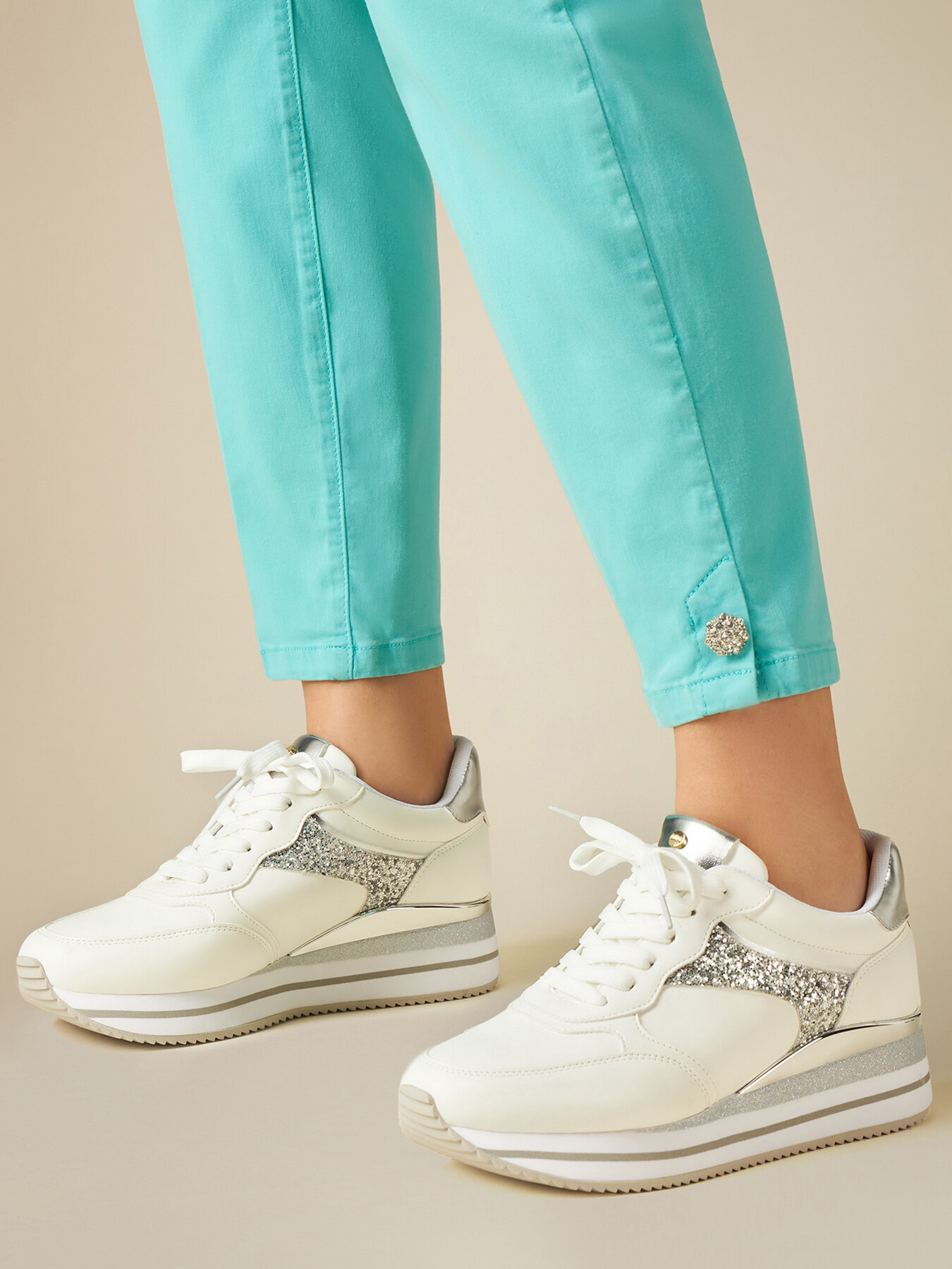 Plateau-Sneakers mit Glitterteilen image number 0