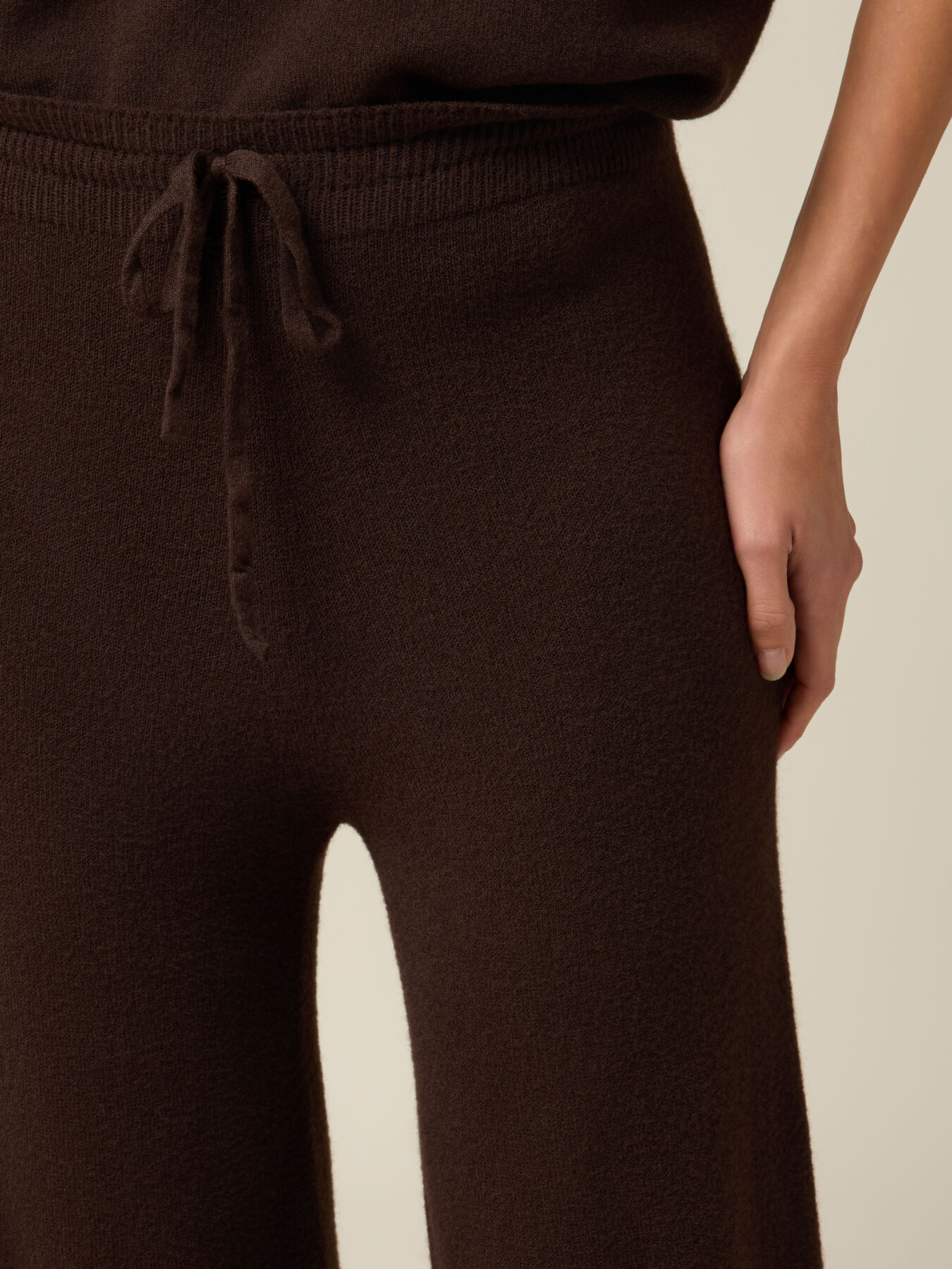 Pantalones palazzo de punto image number 2