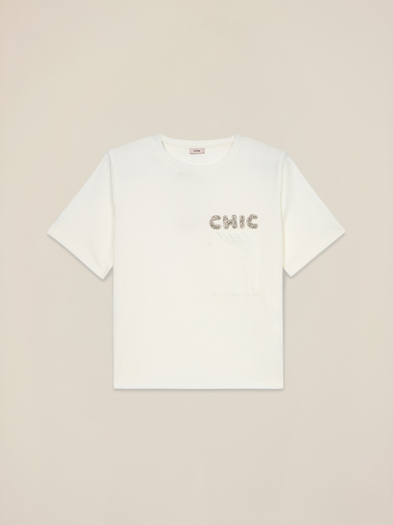 T-shirt con ricamo gioiello e taschino