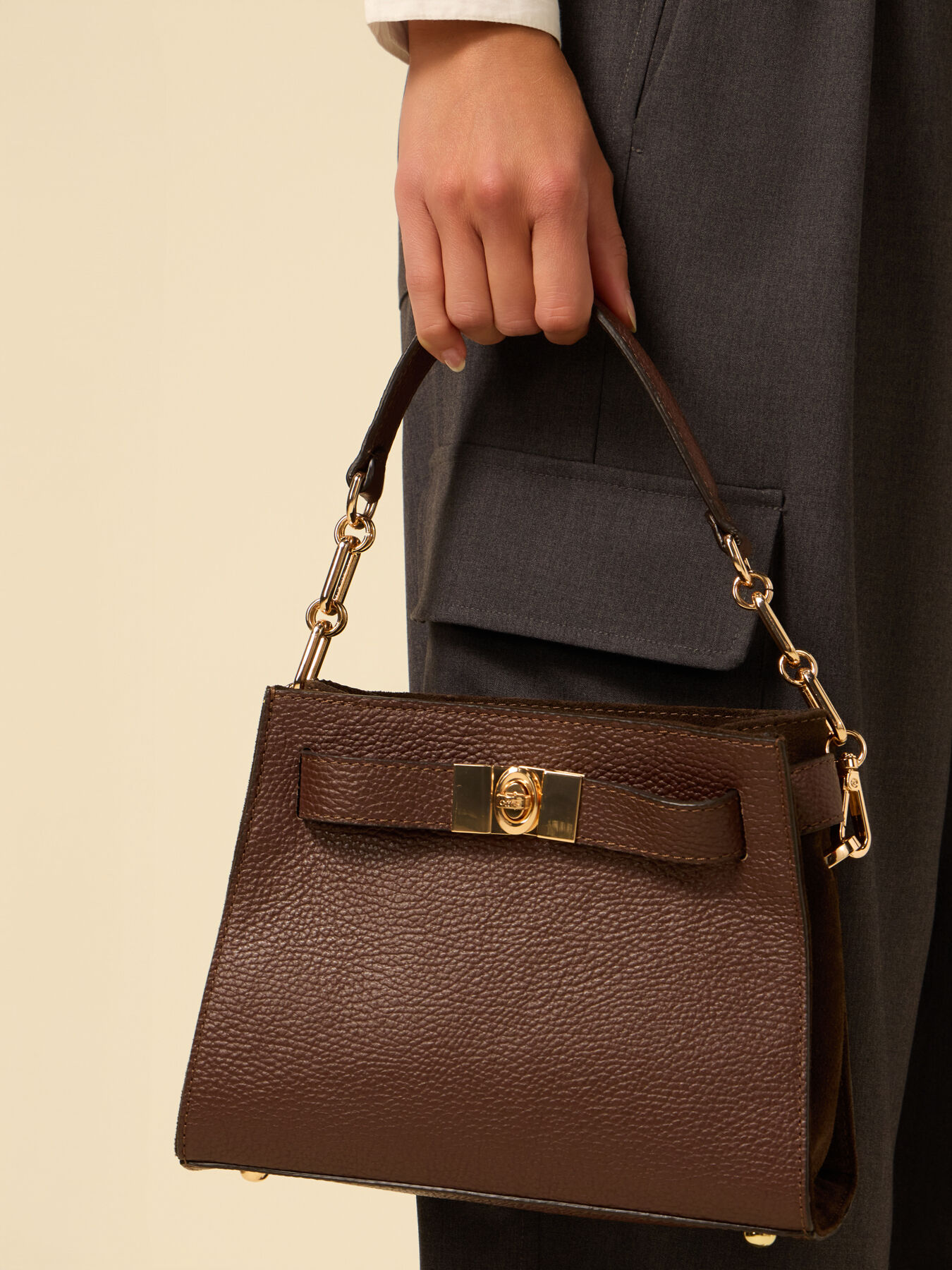 Borsa a tracolla Ophelia in vera pelle image number 0