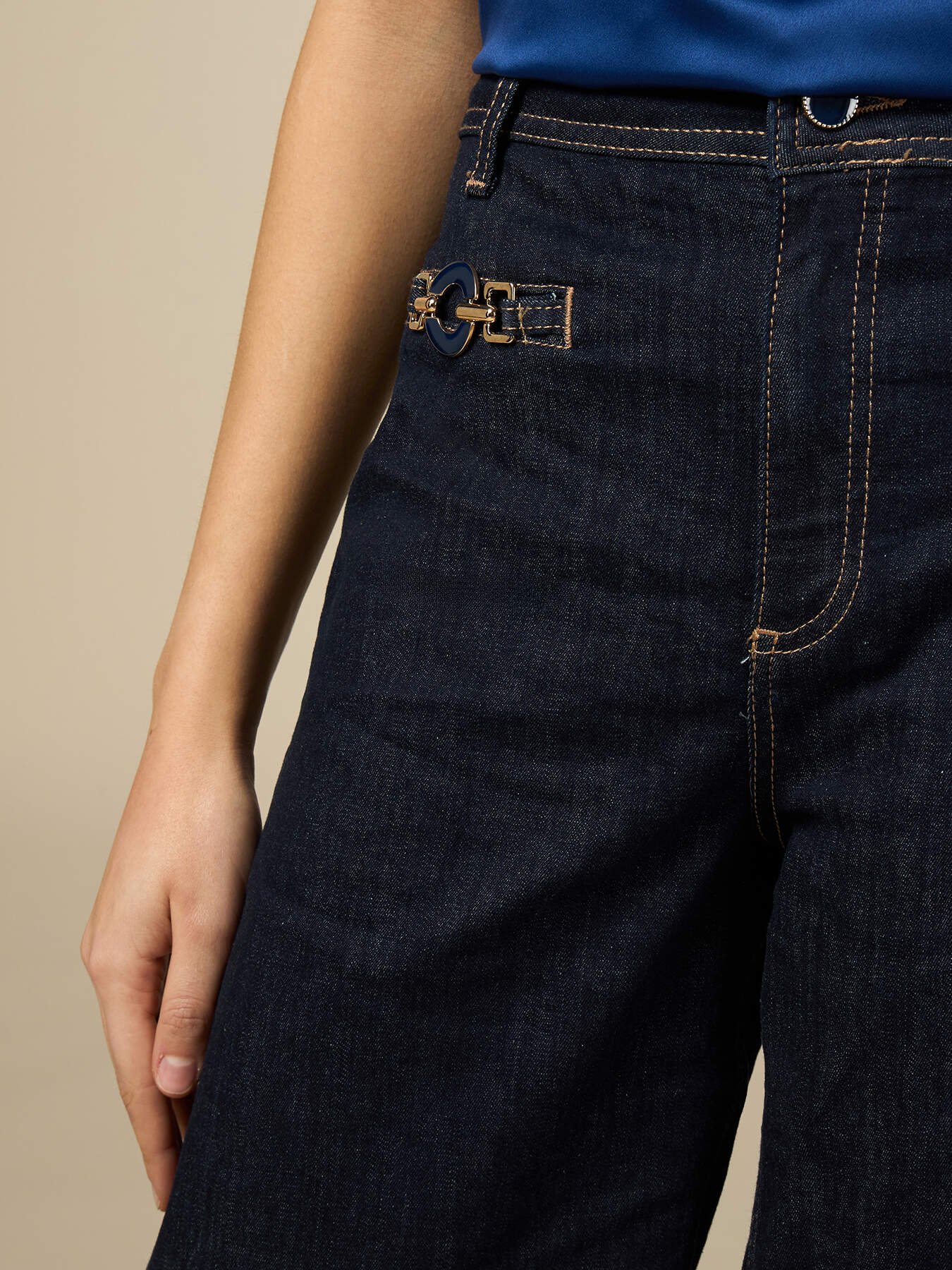 Jean large cropped respectueux de l&rsquo;environnement image number 2