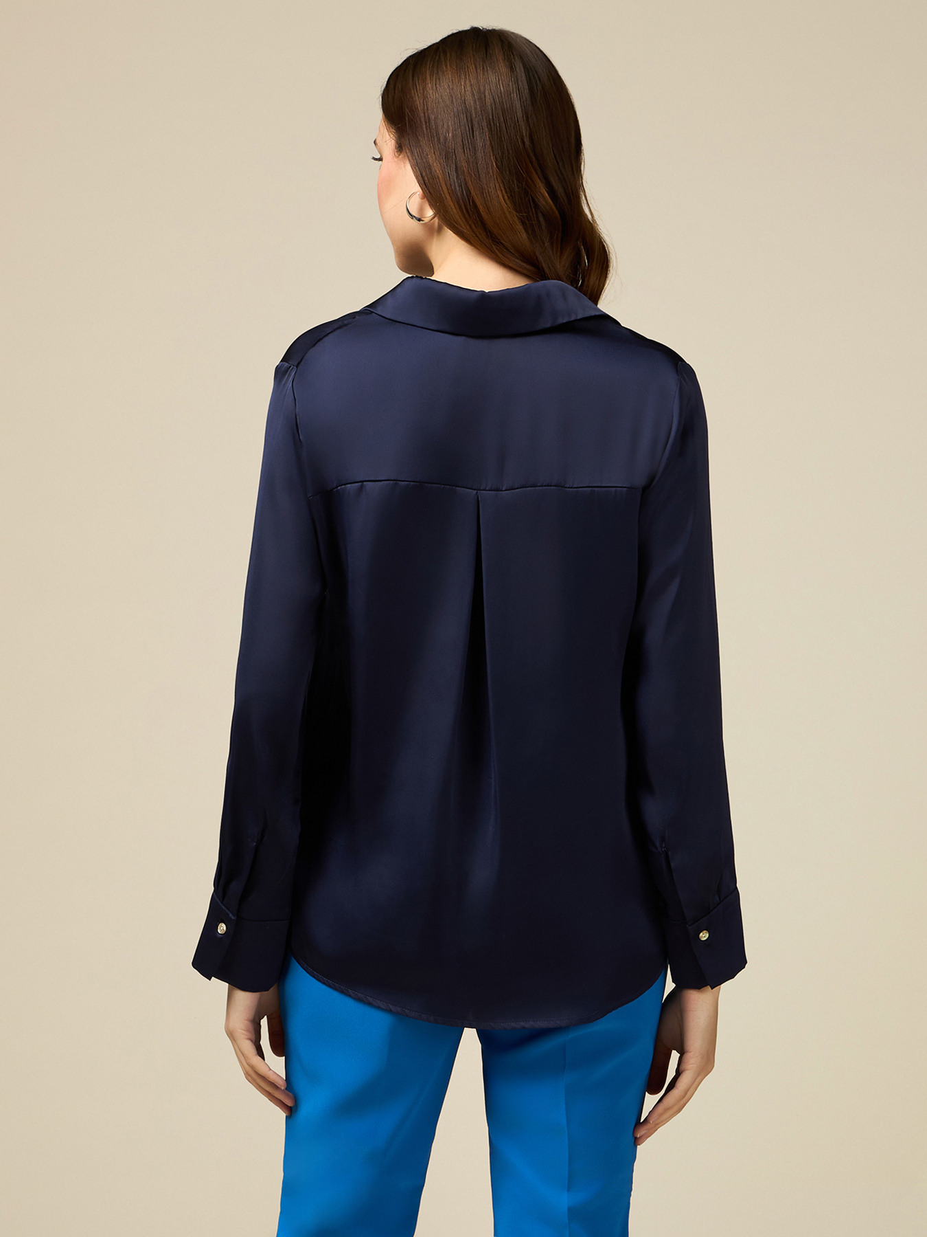 Chemise en satin image number 1