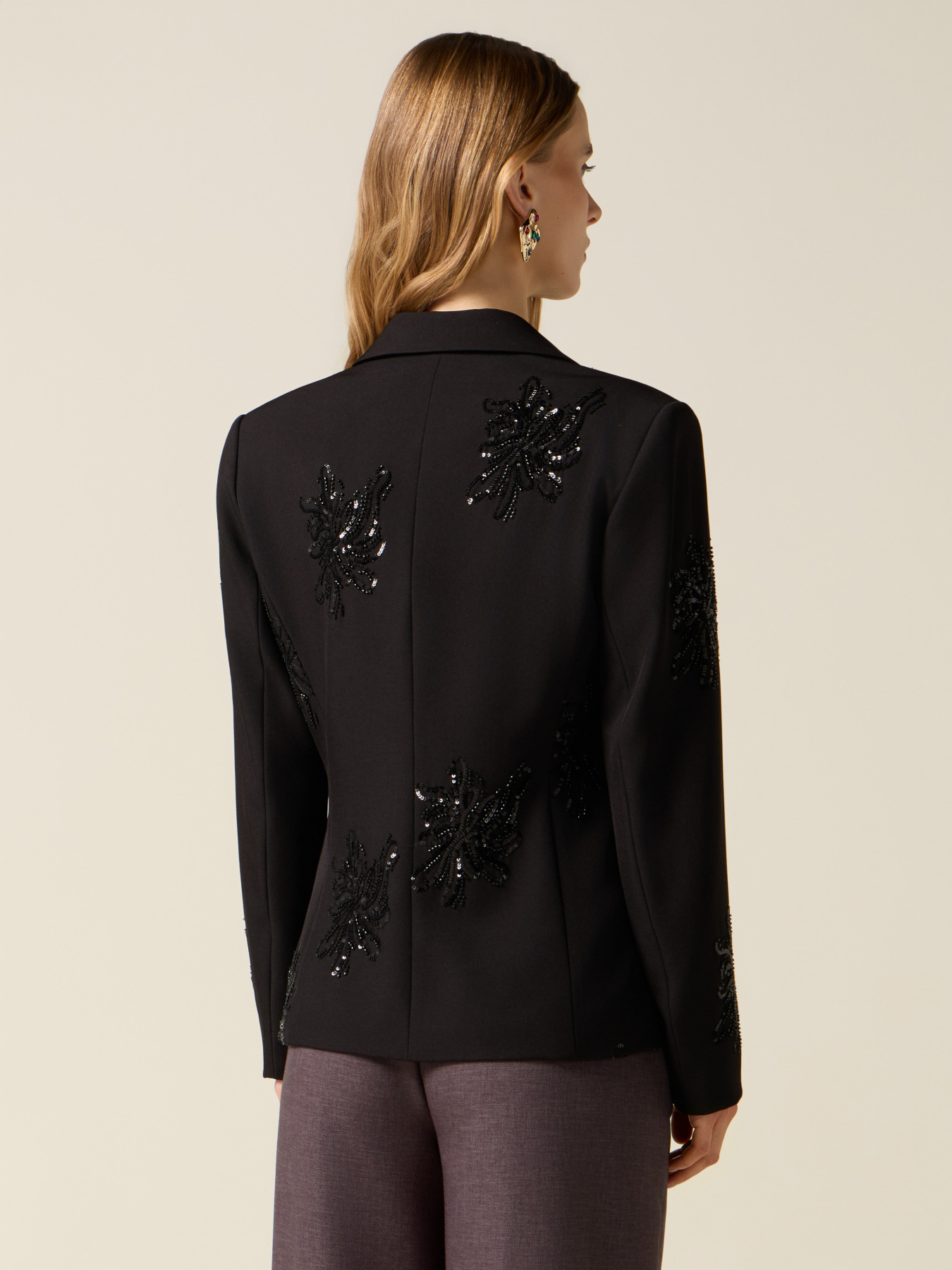 Blazer with sequin embroidery image number 1