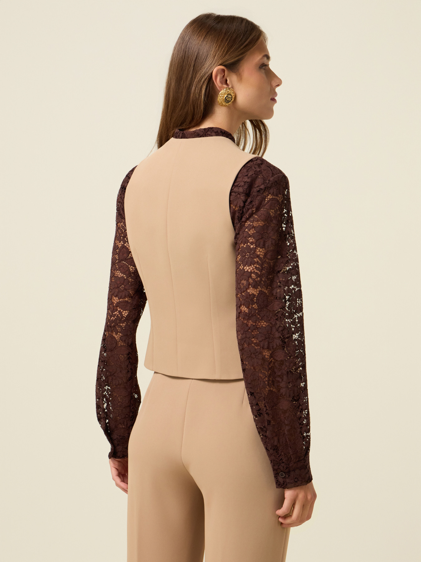 Crepe fabric vest image number 2