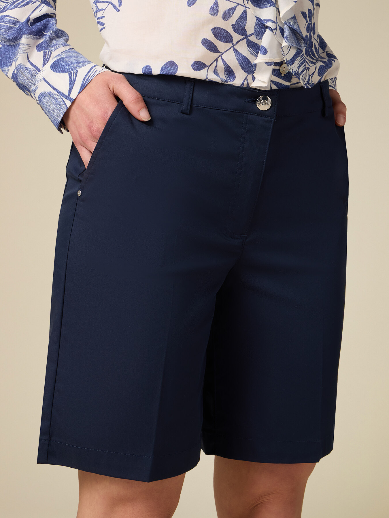 Cotton blend Bermuda shorts image number 2