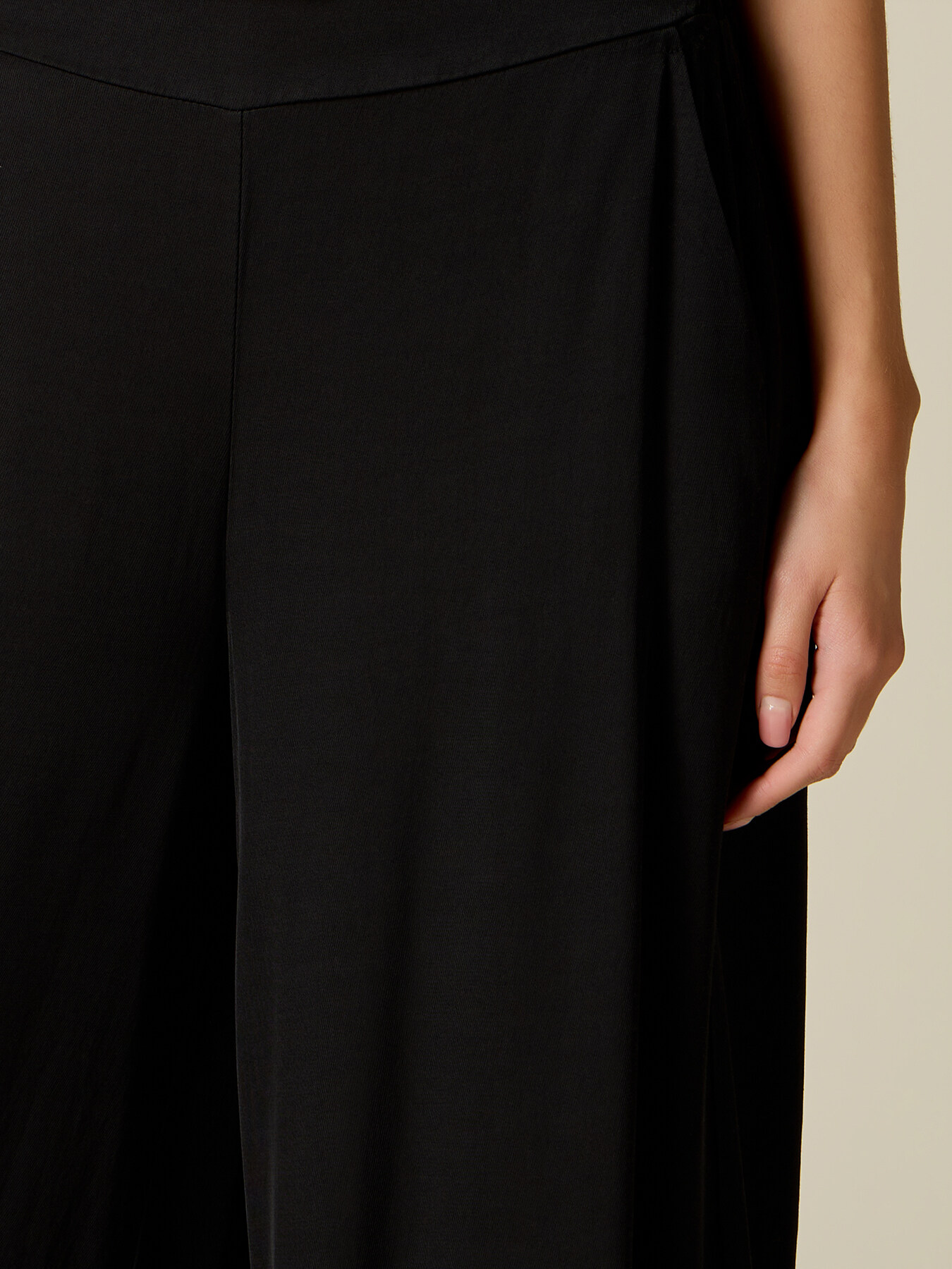 Wide-leg linen blend trousers image number 2