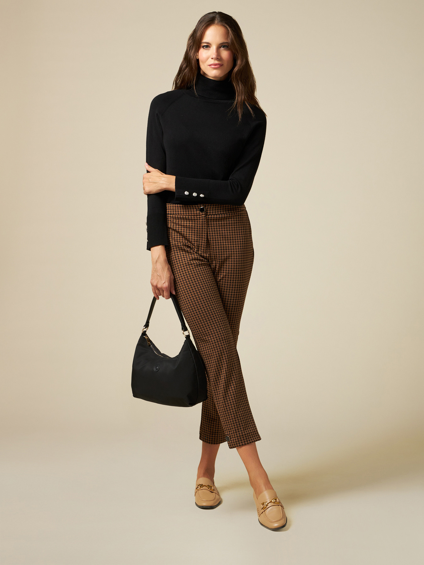 Pantalones chinos de punto milano estampados image number 0