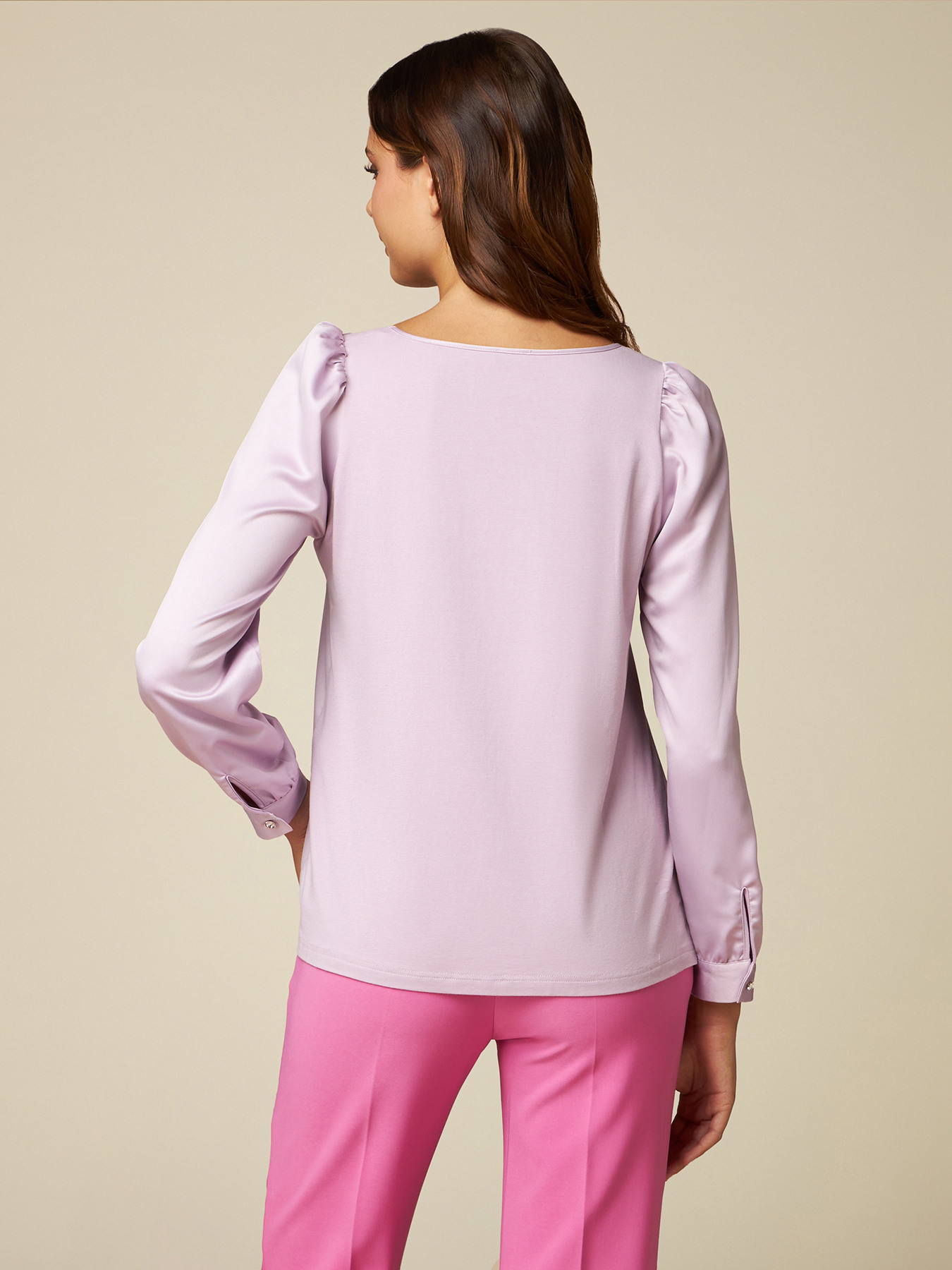 Camiseta bimateria con mangas abullonadas image number 1