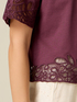 T-Shirt aus Baumwolle mit Makramee-Details image number 2