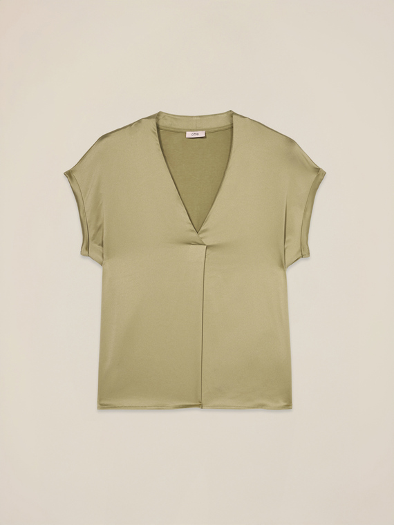 Two-material V-neck T-shirt