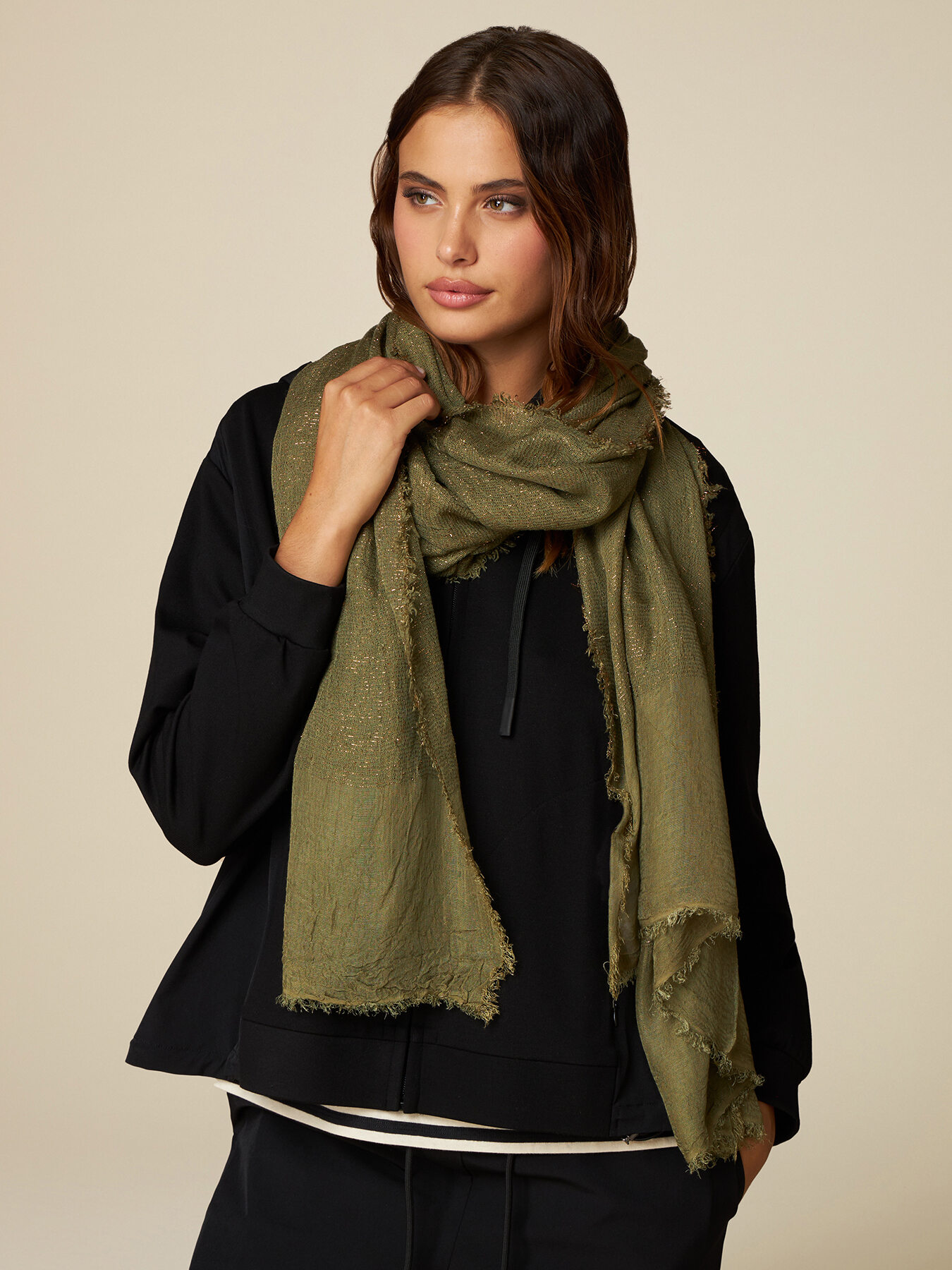 Pa&ntilde;uelo l&uacute;rex image number 0