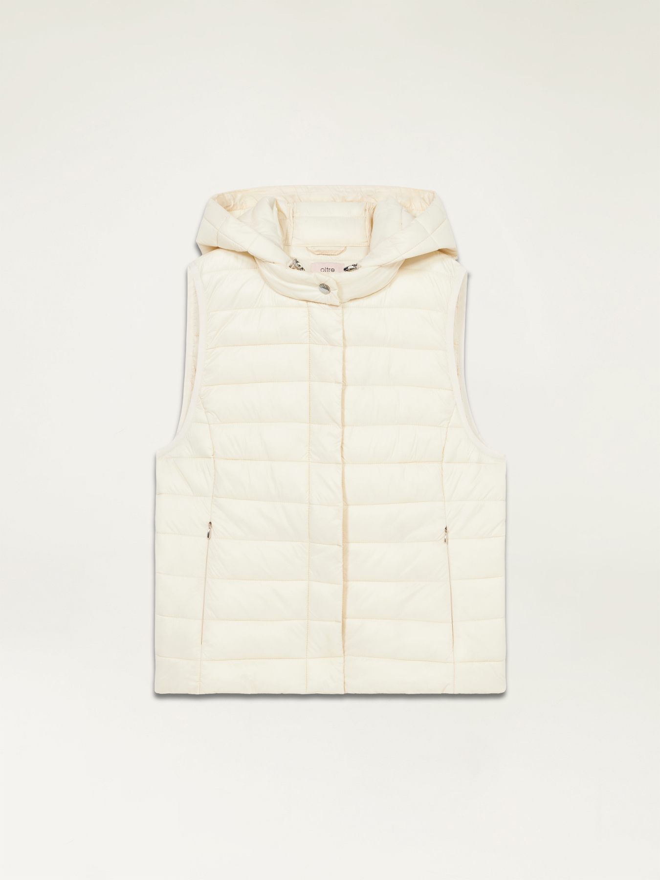 Piumino smanicato con cappuccio image number 4