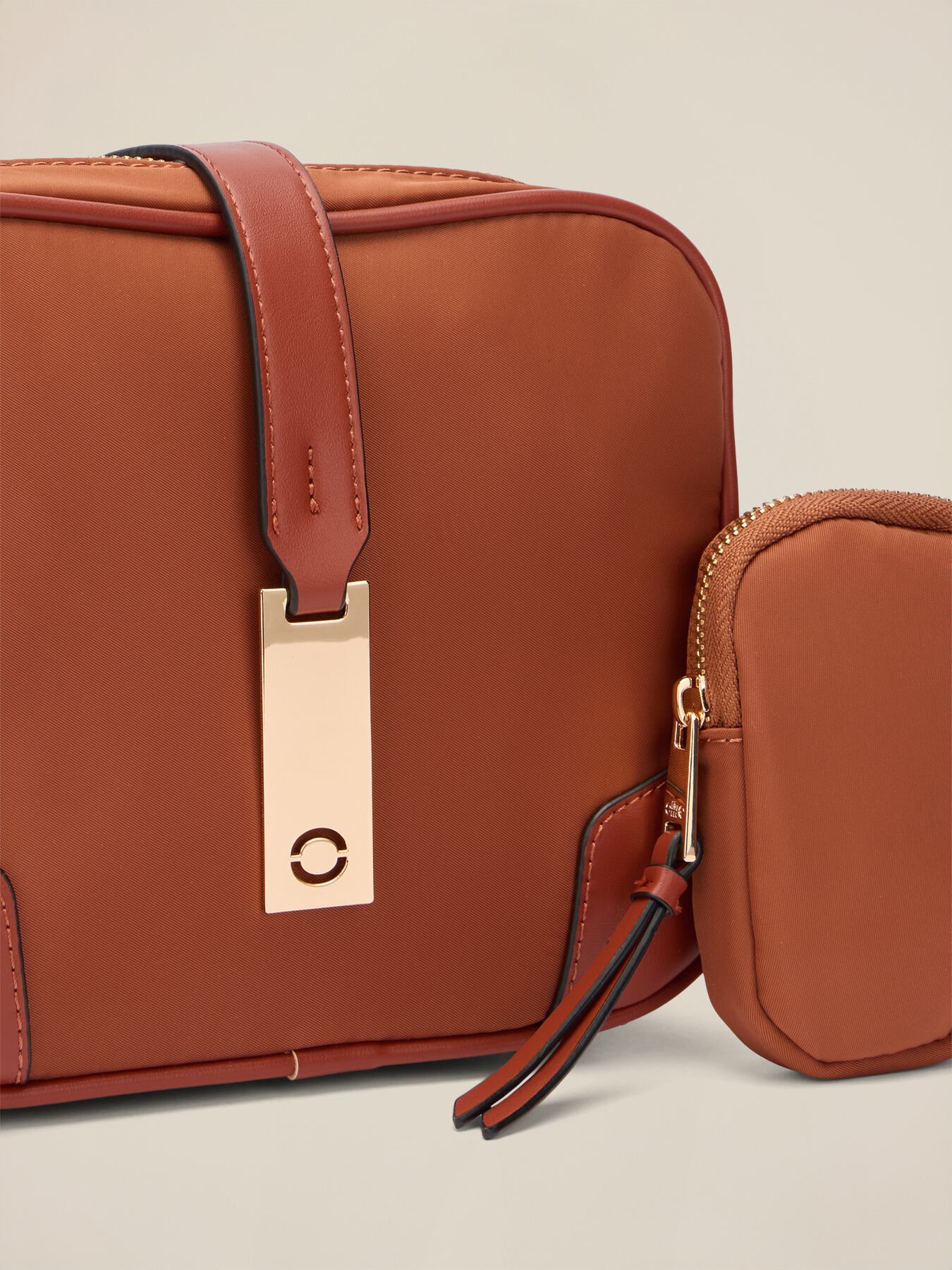 Shoulder bag with metal plate and logo image number 4