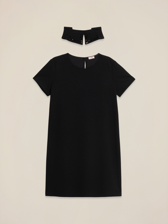 Regular dress in fluid fabric