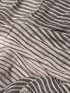 Schal mit eingearbeitetem Streifenmuster image number 2