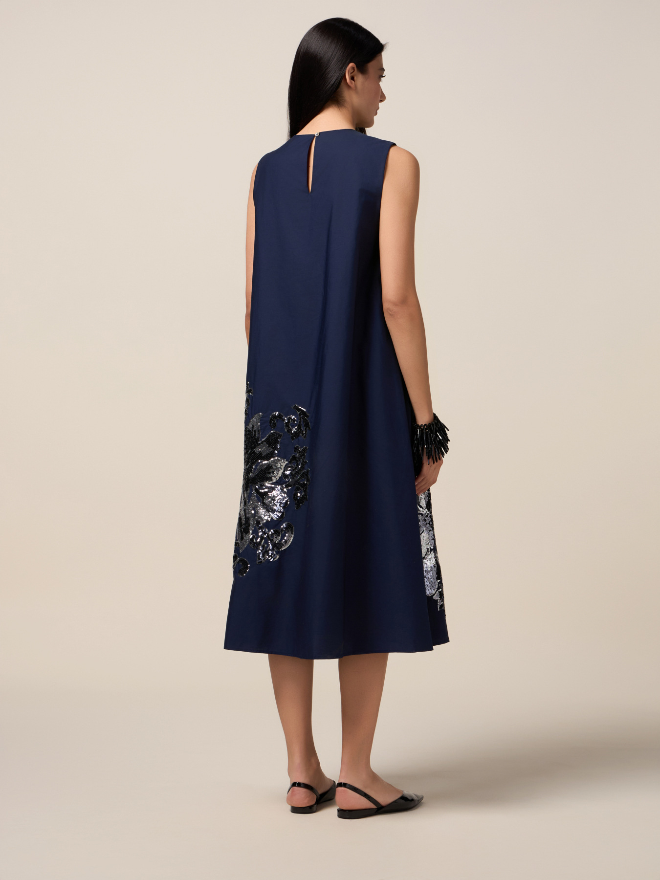 Vestito ad A in cotone con paillettes image number 1