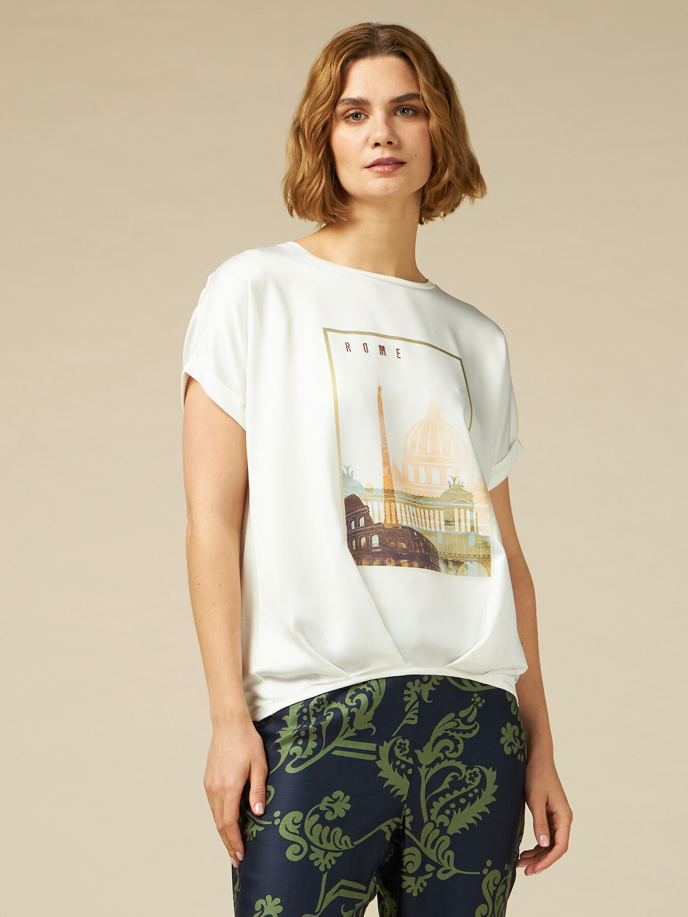 T-Shirt aus zwei verschiedenen Materialien mit Druck image number 0