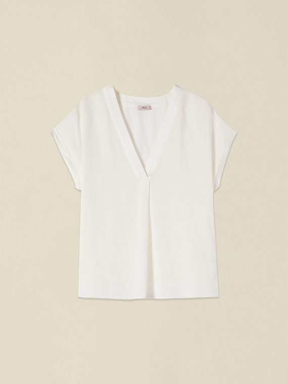 Viscose cr&ecirc;pe blouse with V-neck