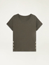 T-shirt con bottoni gioiello image number 3