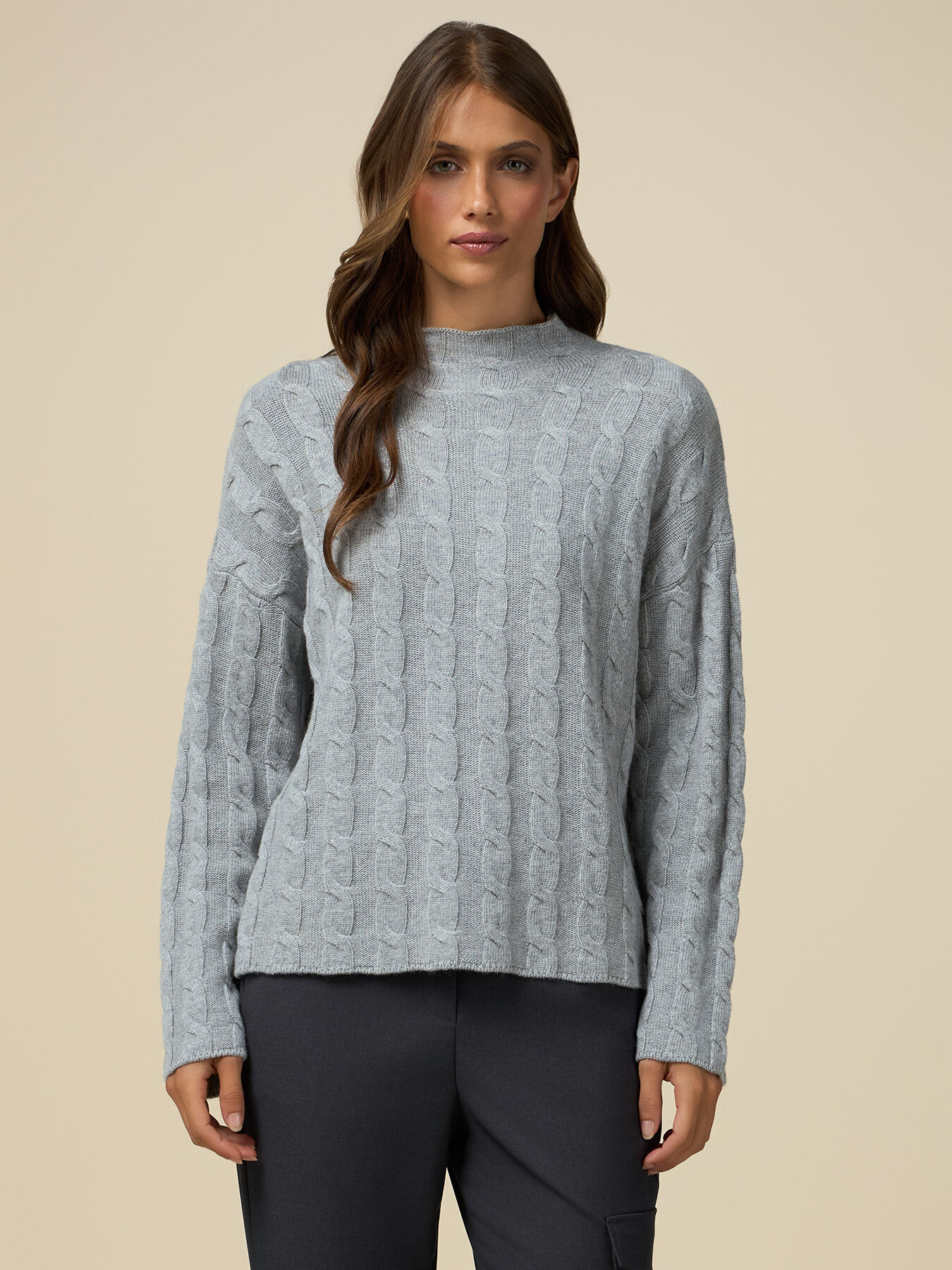 Pullover aus Kaschmirgemisch mit Zopfmuster image number 0