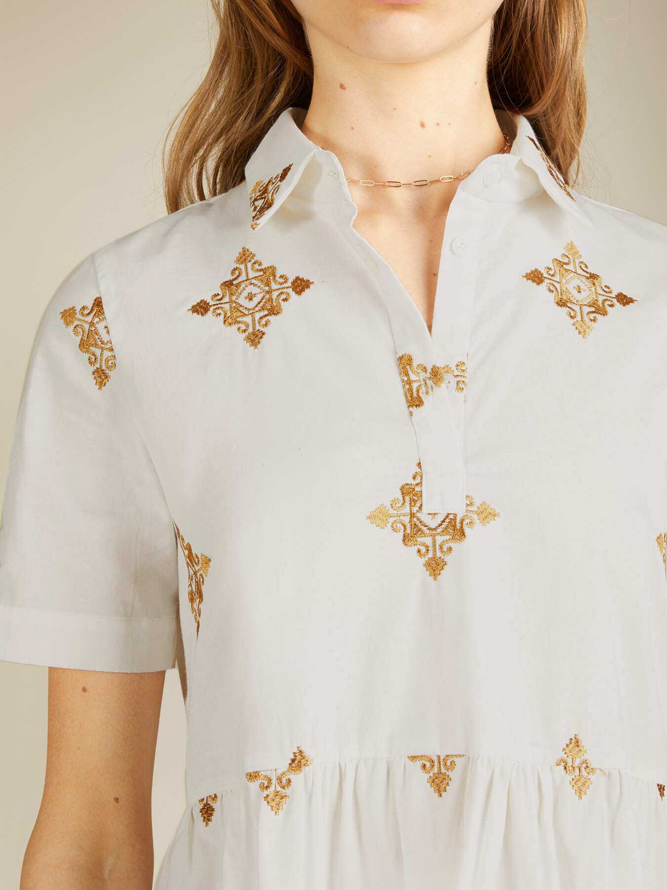 Mini-Hemdblusenkleid mit Stickereien image number 2