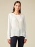 Blusa pliss&eacute; con catena image number 0