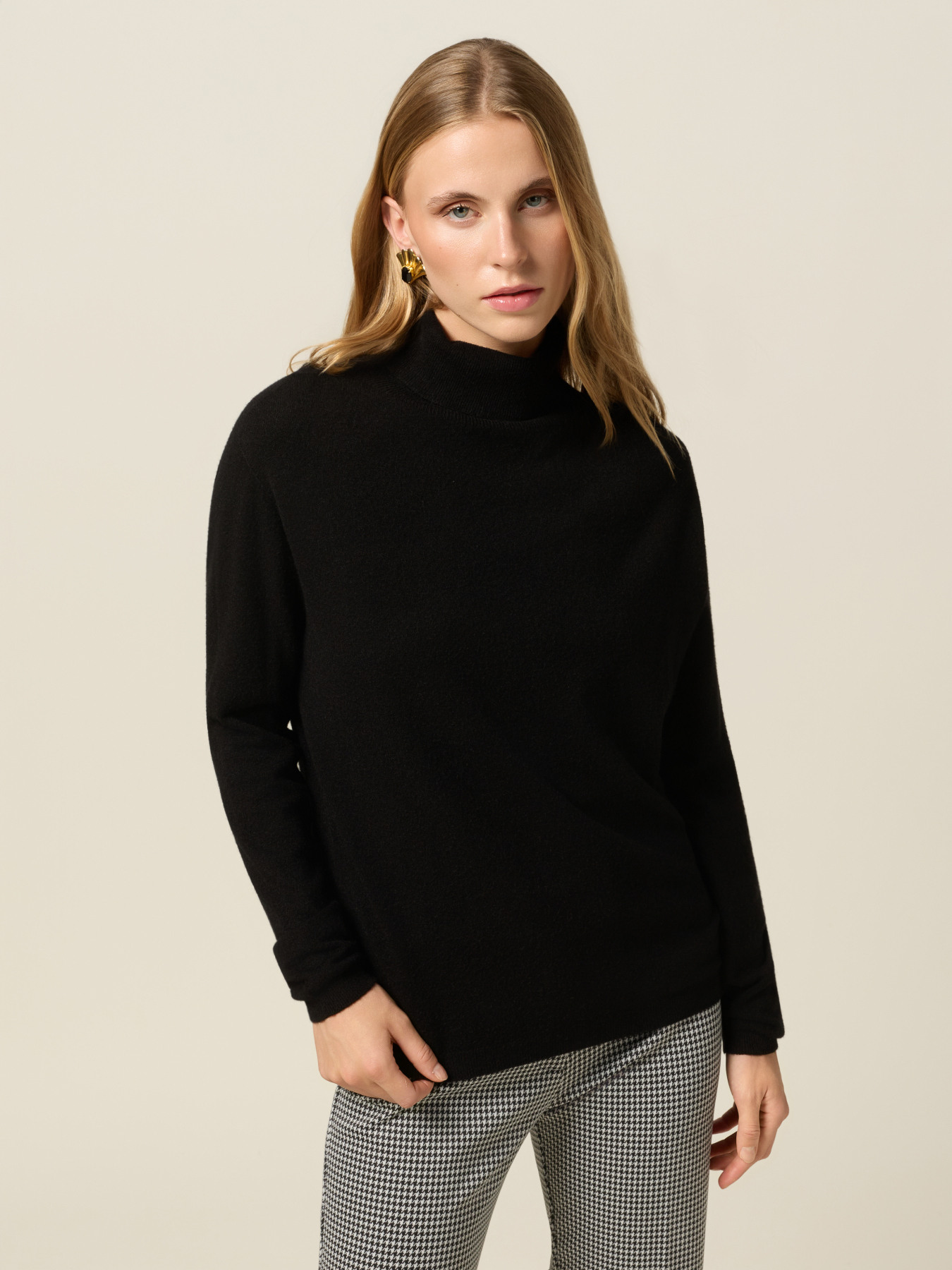 Fine knit viscose blend turtleneck sweater image number 0