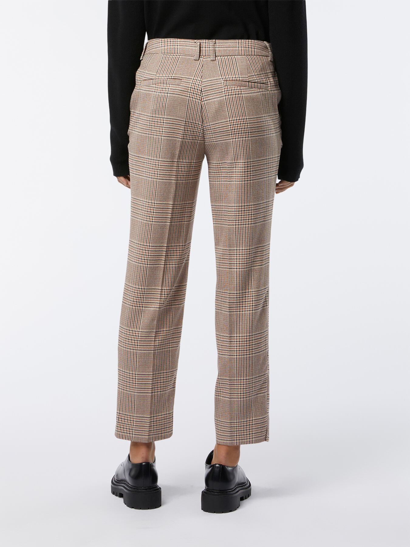 Pantal&oacute;n pitillo de cuadros image number 1