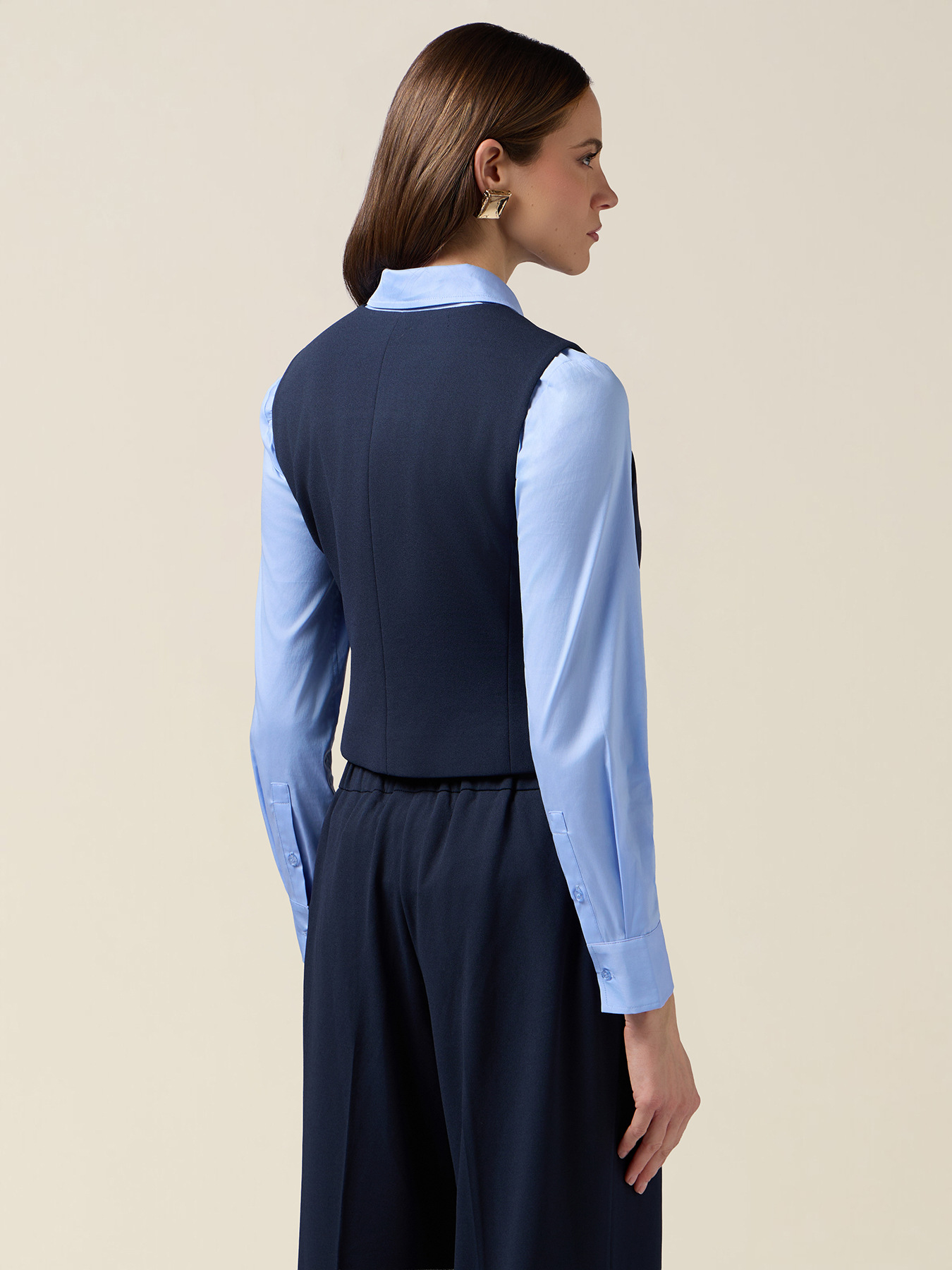 Crepe fabric vest image number 1