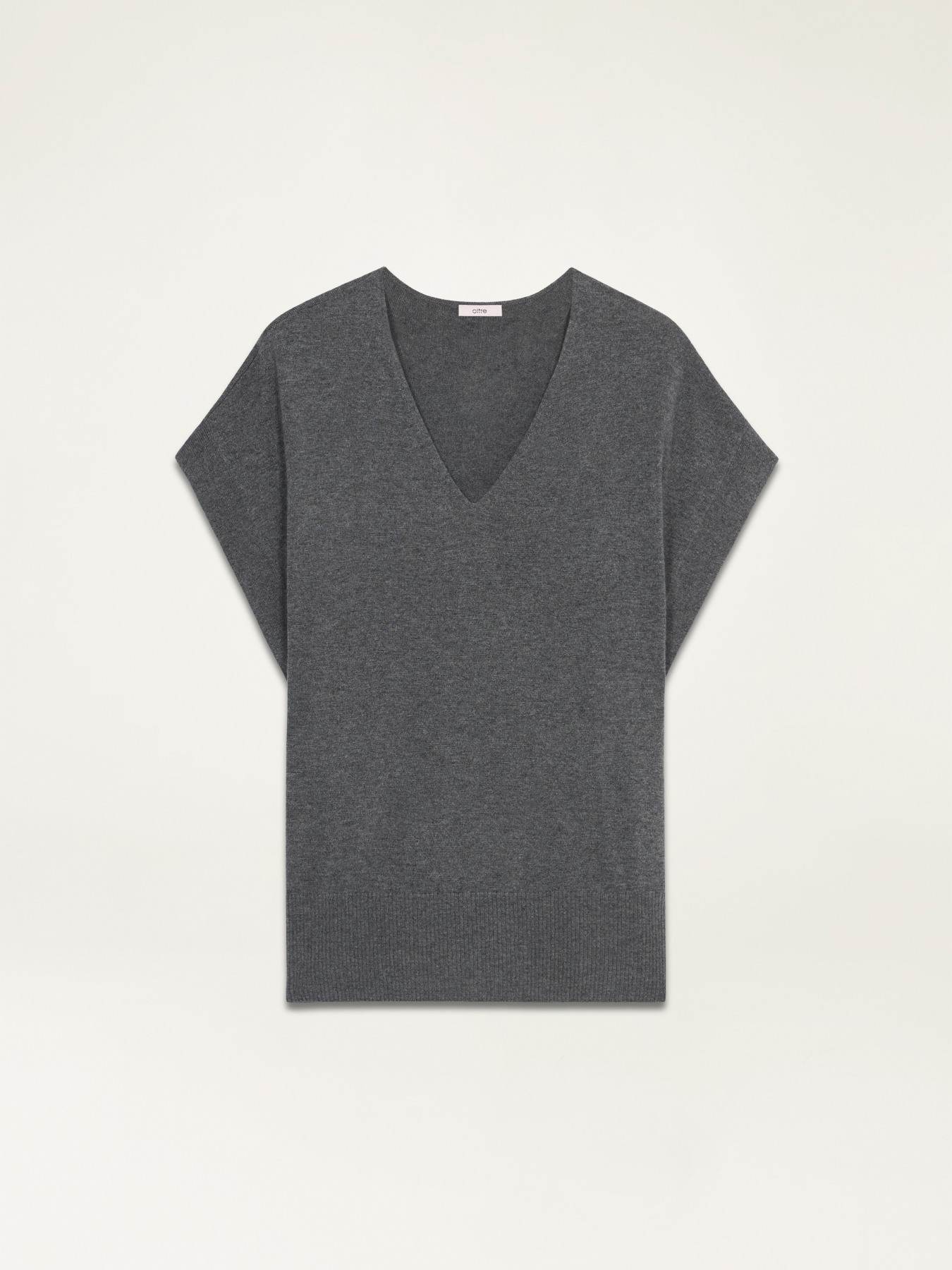Maglia misto cashmere effetto poncho image number 1