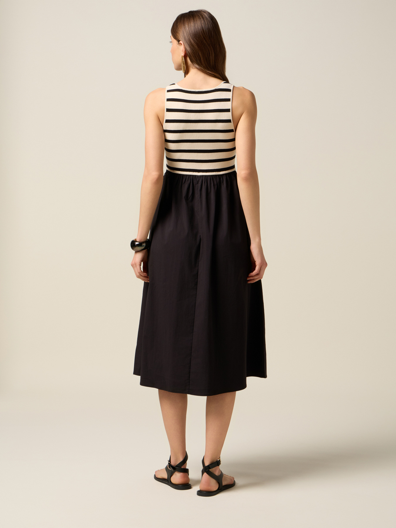 Vestido largo con parte a rayas image number 1