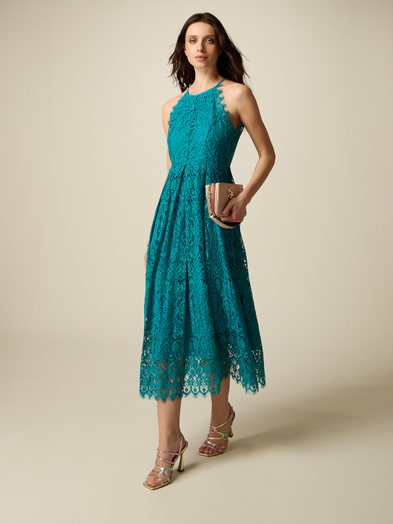 Robe midi &eacute;vas&eacute;e en dentelle