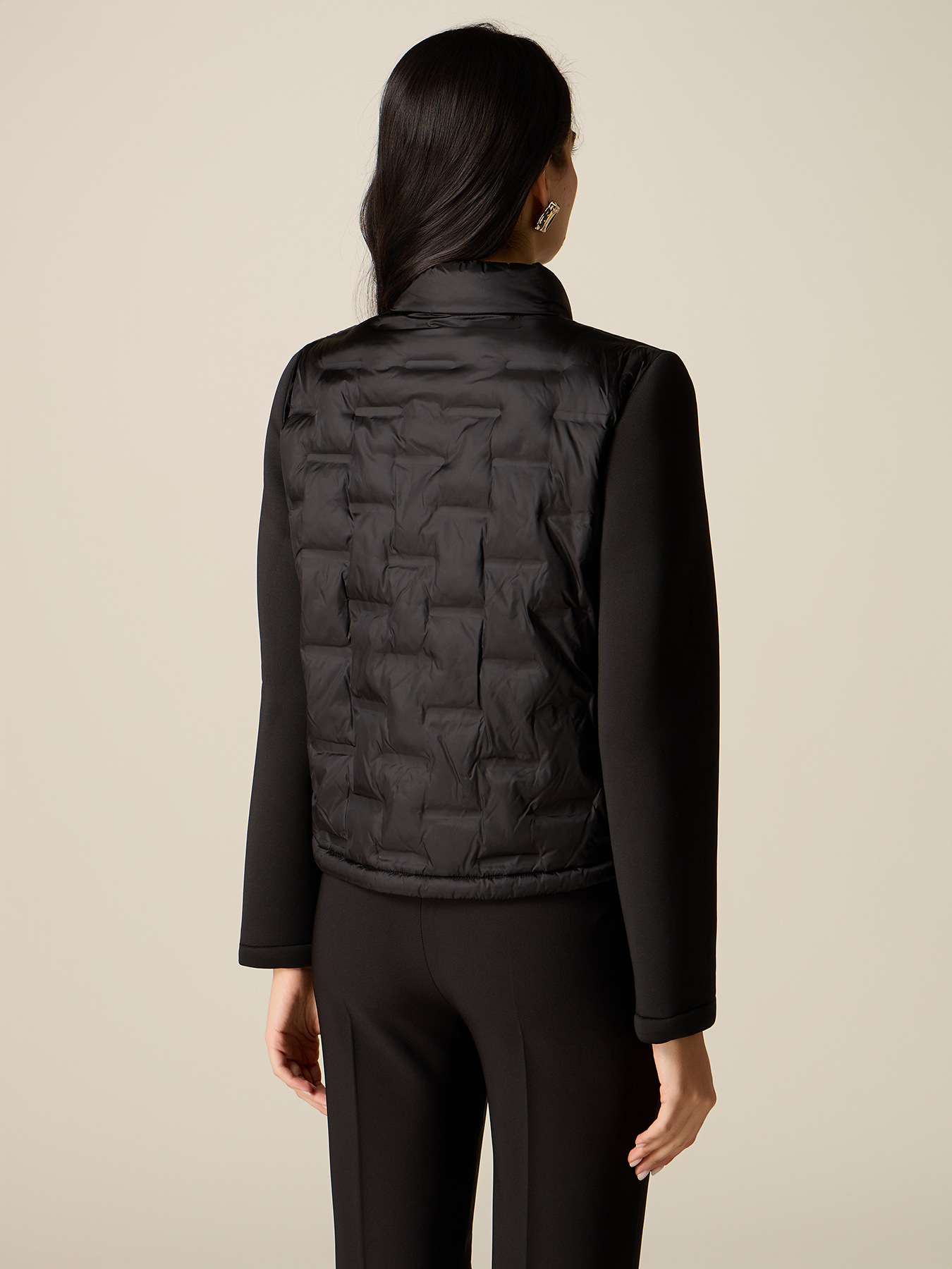 Lightweight puffer jacket with scuba sleeves image number 1