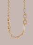 Collar met&aacute;lico con cadenita de enganche y pedrer&iacute;a image number 1