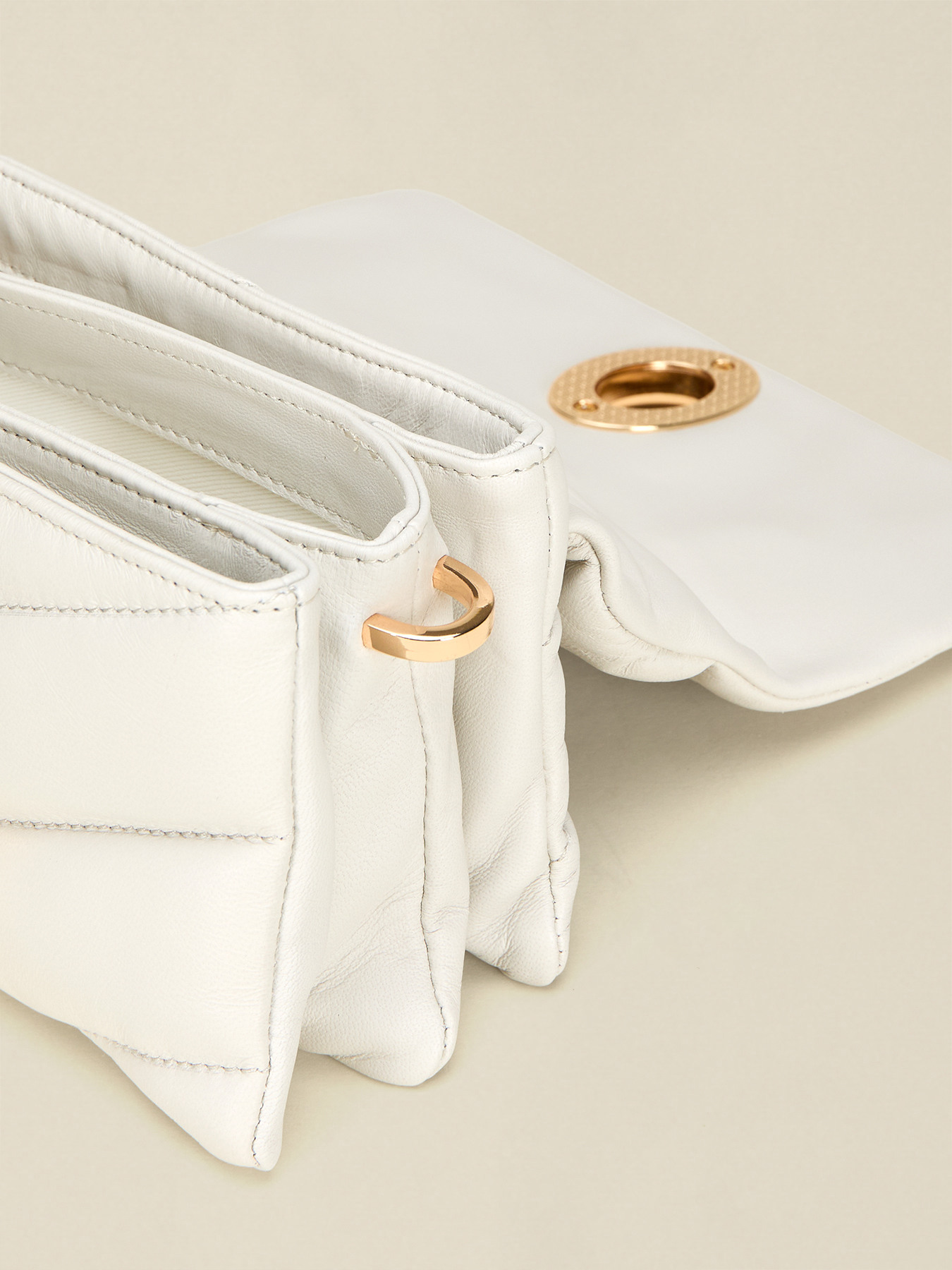 Mini bag Ophelia puffy in quilted genuine leather image number 3