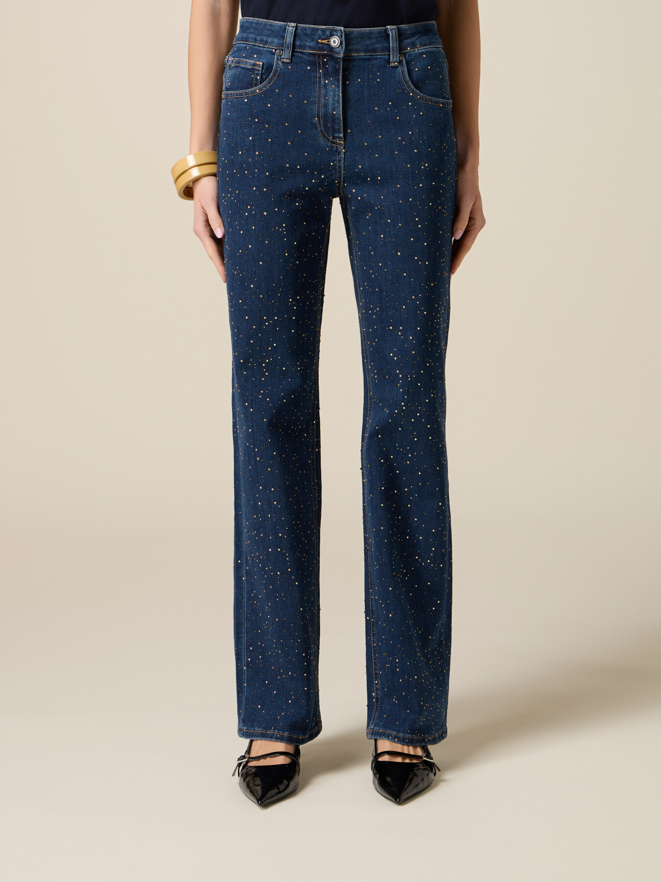 Jeans regular con cristalli image number 3