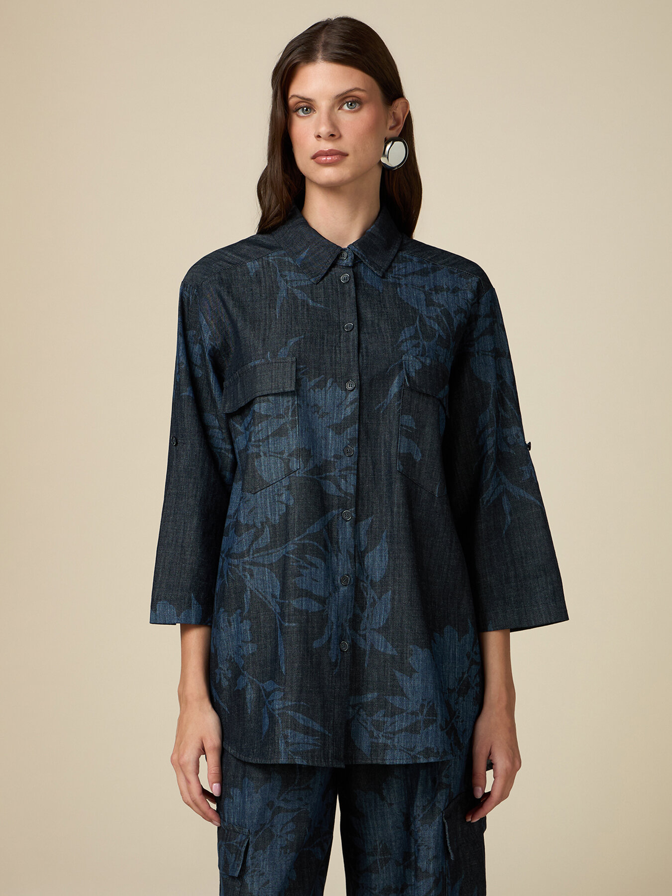 Camisa amplia de tejido vaquero estampado image number 0